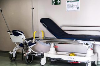 Η σιωπηρή αποδόμηση του ΕΣΥ και τα ερωτηματικά της «επόμενης μέρας»